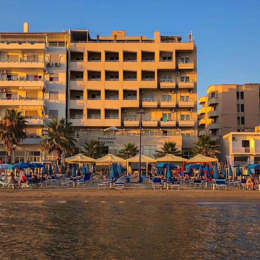 Hotel Vala Durrës Exteriér fotografie