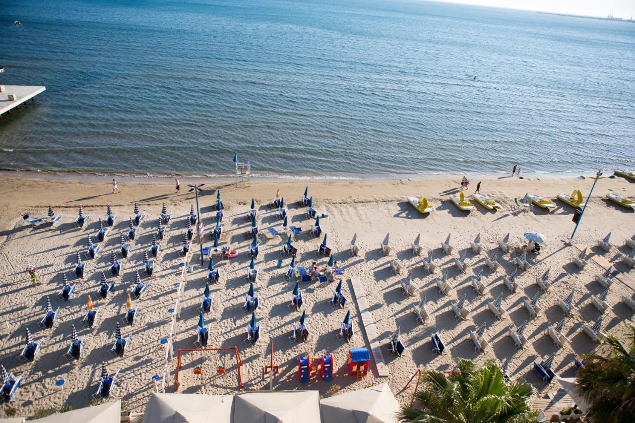 Hotel Vala Durrës Exteriér fotografie