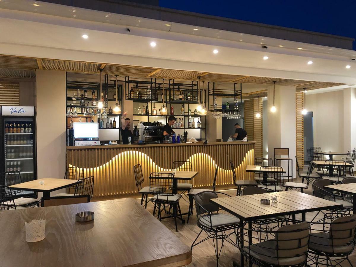 Hotel Vala Durrës Exteriér fotografie